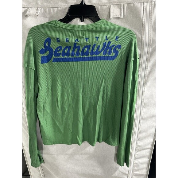 NWT Junk Food Clothing Seattle Seahawks Medium Cropped Green Waffle Knit Shirt - Picture 7 of 7
